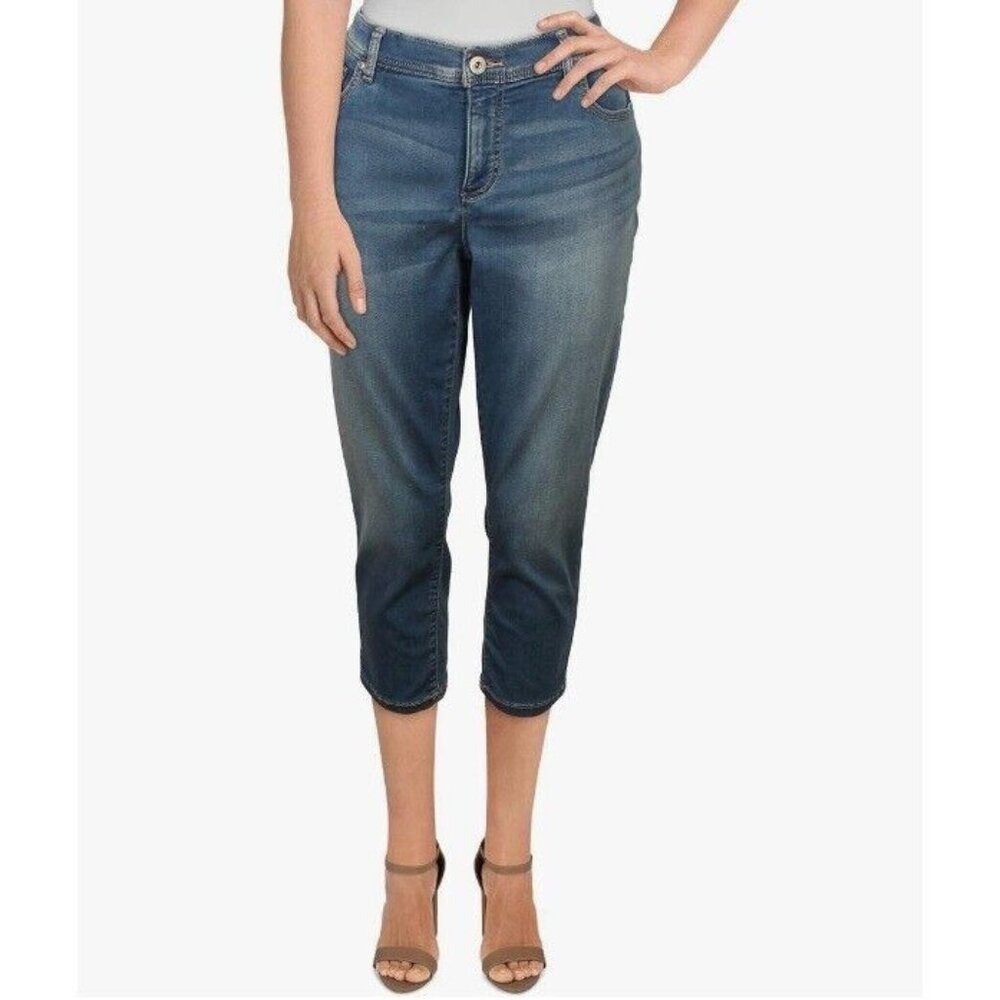 INC Womens Plus 22W Arial Wash Denim Skinny Capri Jeans NWT AW47